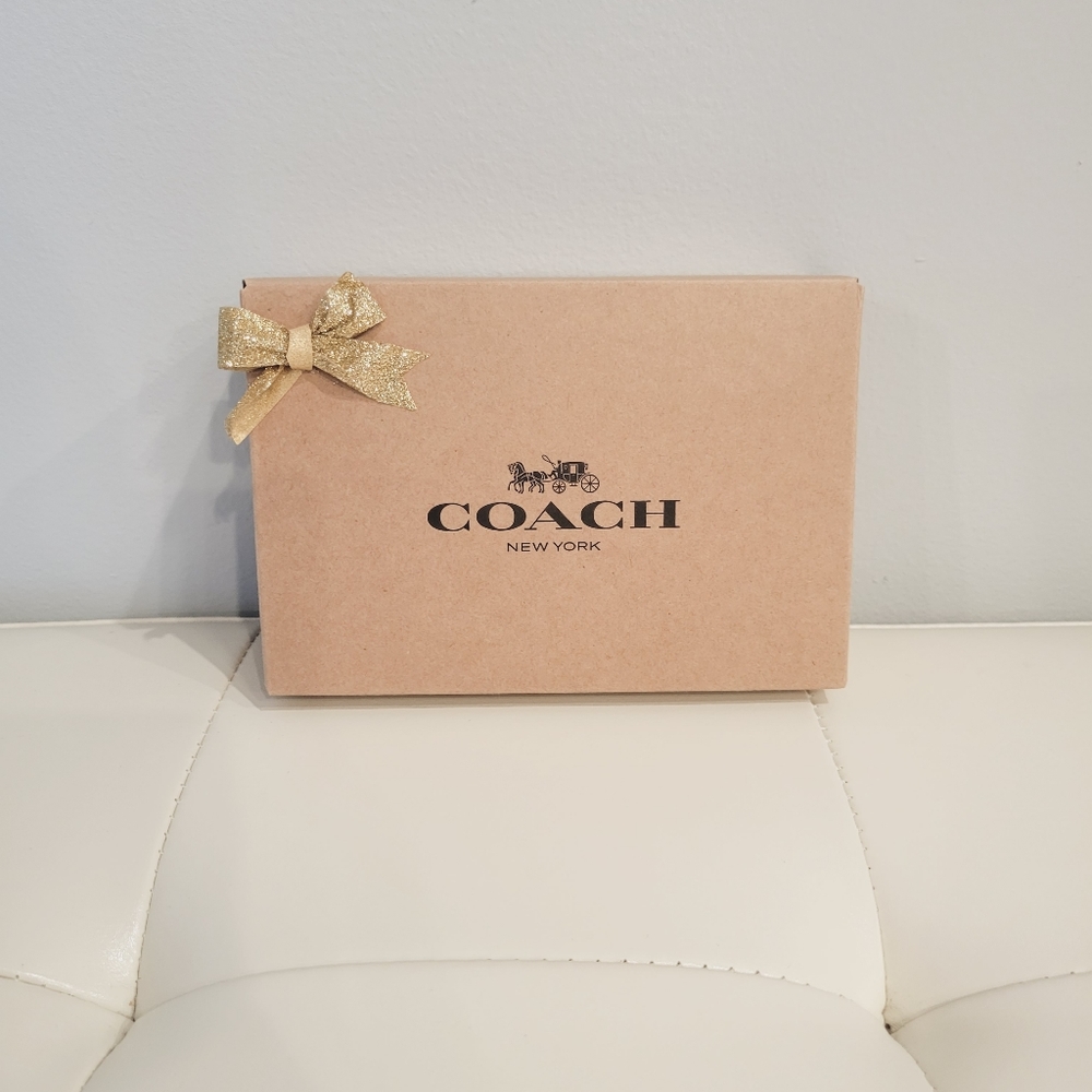 Coach Men's wallet and key chain - Picture 2 of 13